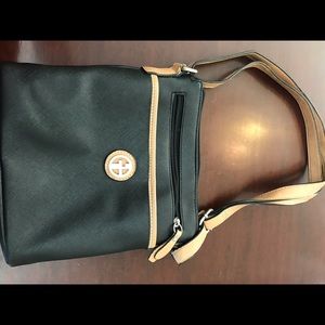⭐️BOGO⭐️ Giani Bernini purse